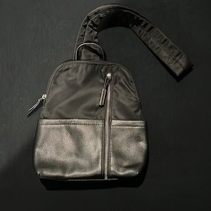 Tutilo New York The Touch Casual Backpack